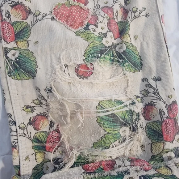 Magnolia Pearl BloomeBerry trousers - Picture 6 of 10